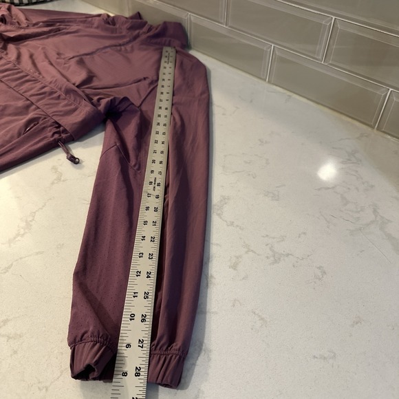 Lululemon Stretch Ripstop Run 1/2 Zip Vintage Plum Size 8 (?) - Picture 10 of 16